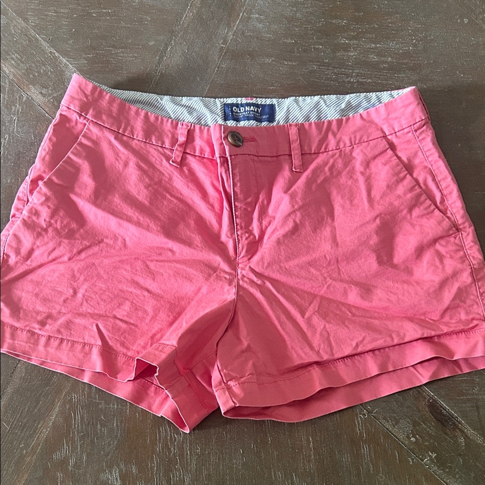 Old Navy Women's Bright Pink Bermudas